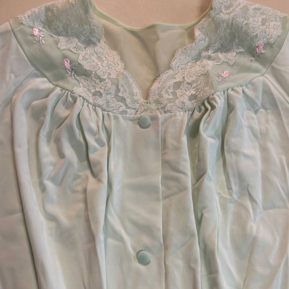 Shadowline Other - Vintage Shadowline S Mint Green Rosebud Lace Trim Long Robe